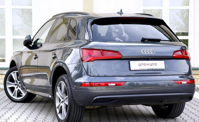 Audi Q5 cena 139999 przebieg: 88000, rok produkcji 2018 z Brusy małe 407